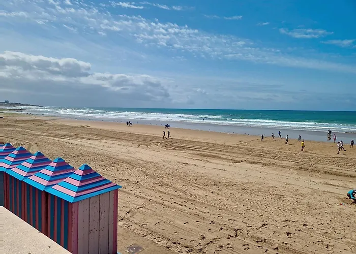 Apartman T2 Renove Face A La Avec Terrasse Et Garage - Quartier Des Presidents - - Fr-1-331-90 Les Sables-dʼOlonne